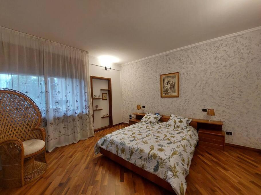 Lungarno 32 With Private Parking Διαμέρισμα Φλωρεντία Εξωτερικό φωτογραφία